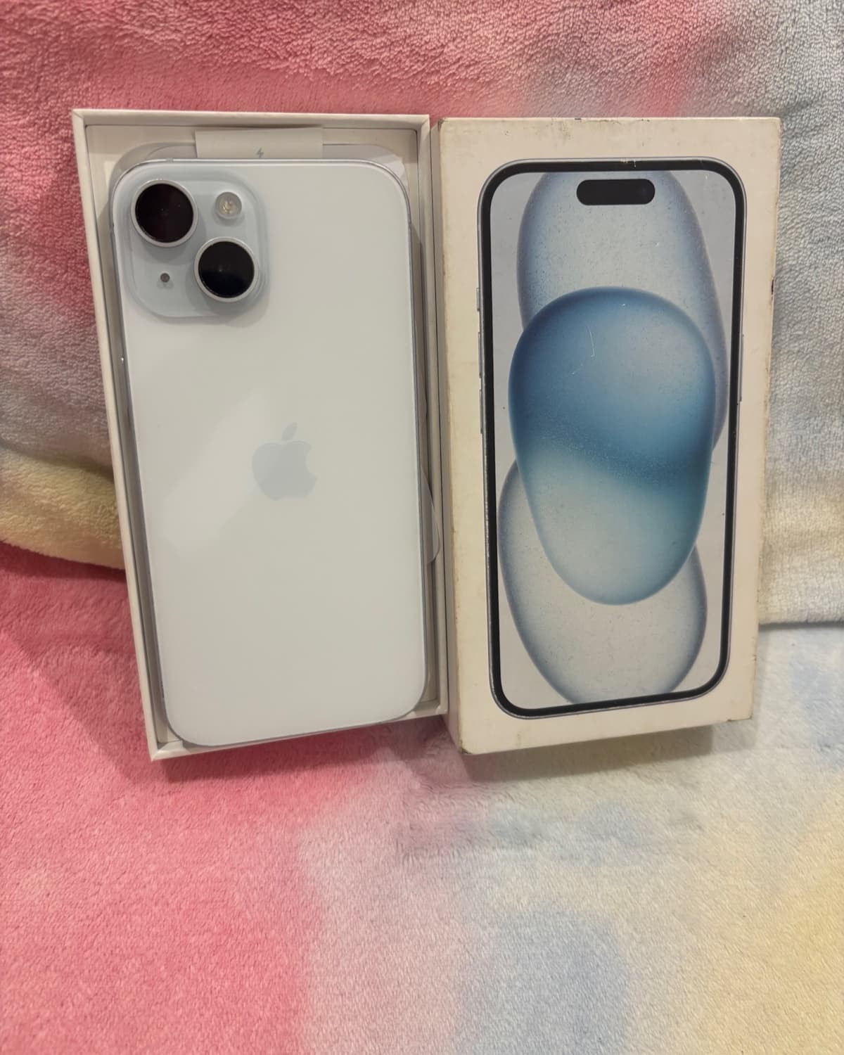 Apple iPhone 15 256 Go